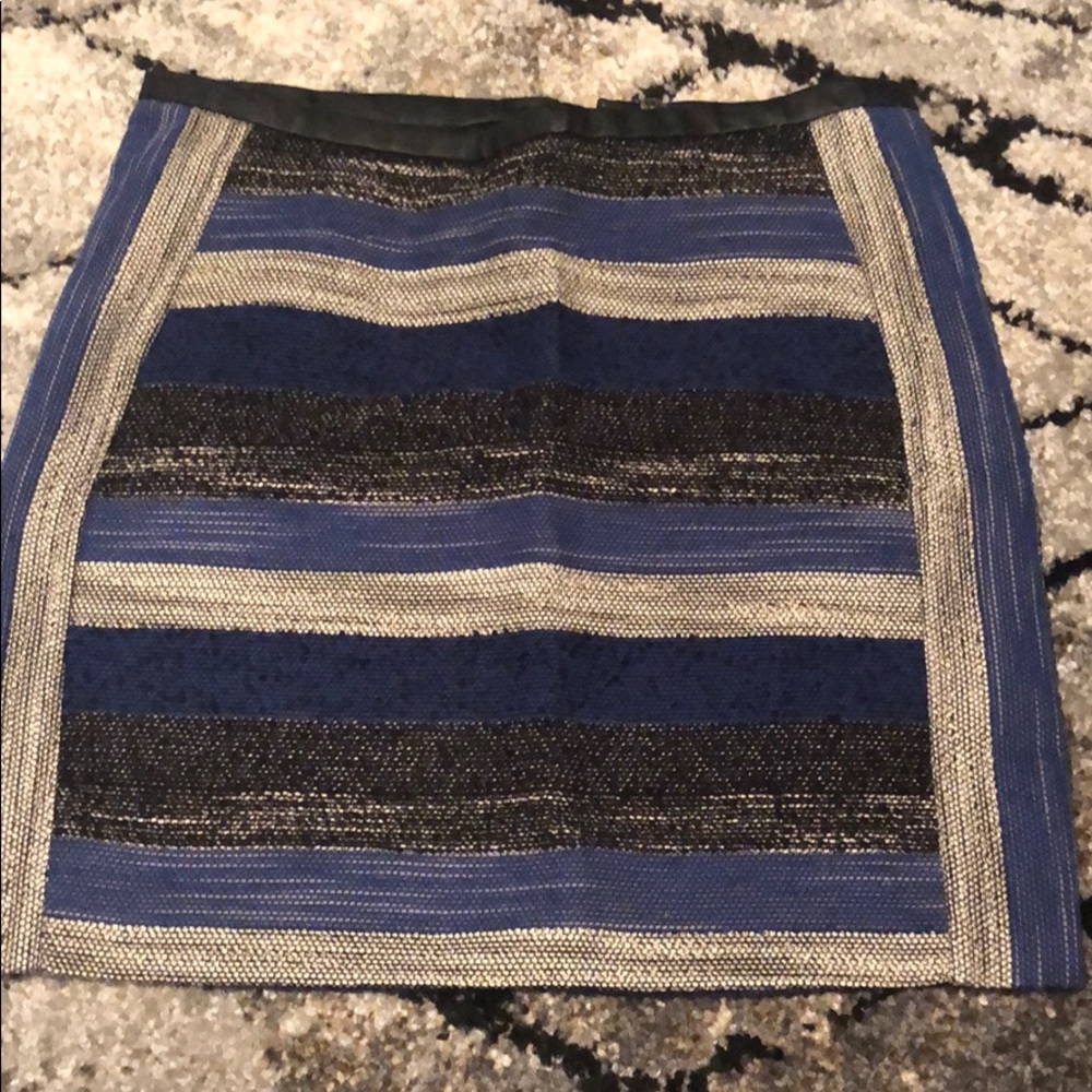 Tweed skirt H&M size 2 short mini